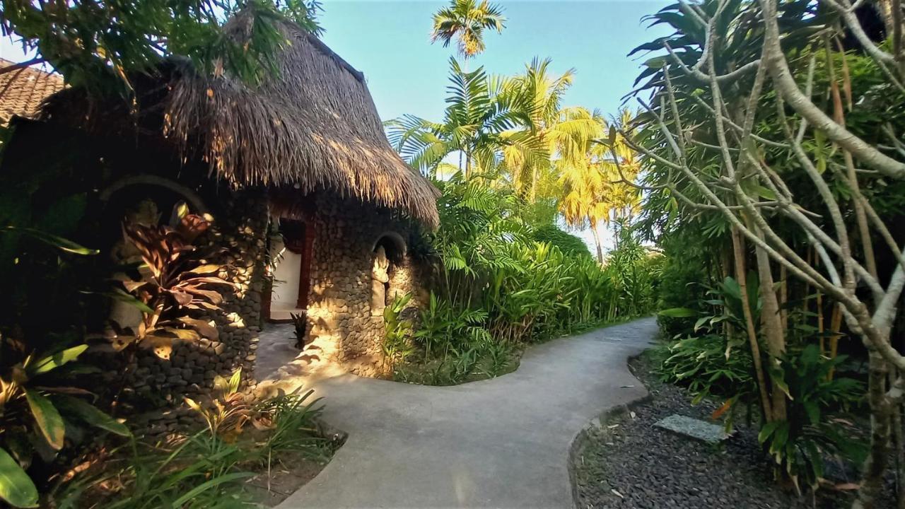 Matahari Inn Kuta  Exterior photo